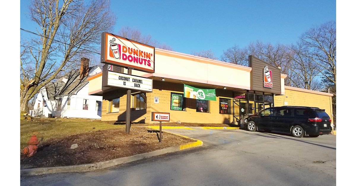 Dunkin’ Drive-Thru Plan Stalls To Help Family